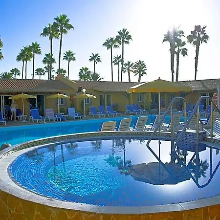 Курортний комплекс Almendros - Exclusive Vacation Club